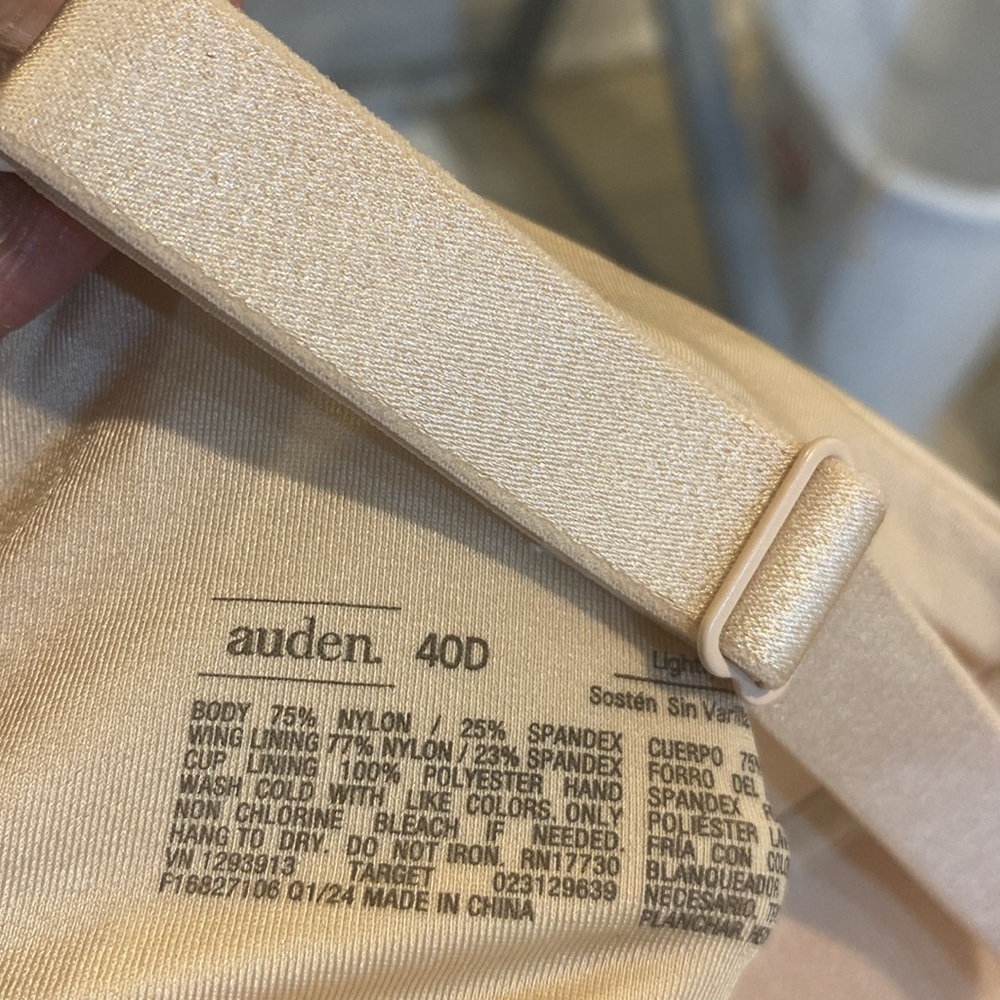 Bundle of 2 size 40D Auden Bras (red NWT) Cream NWOT - Picture 5 of 5